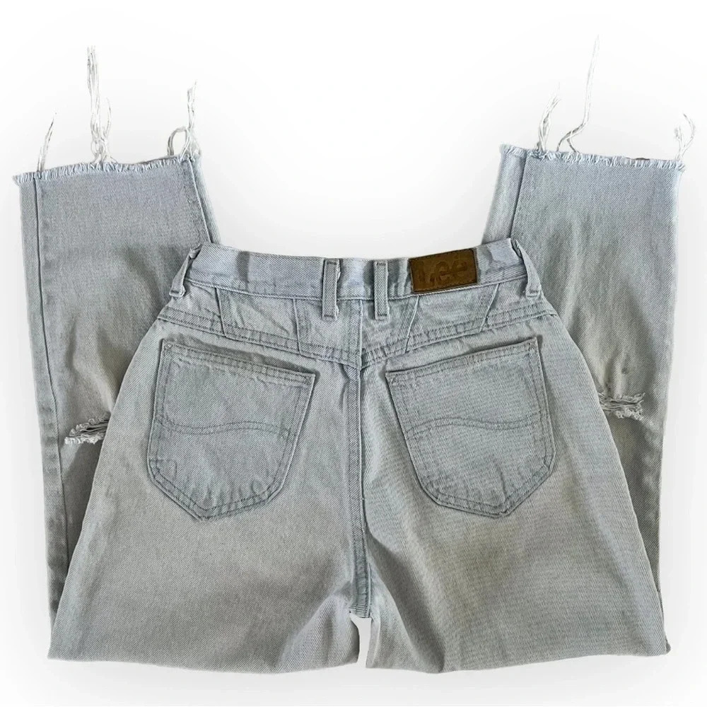 VINTAGE 90’s Lee High Waisted Jeans